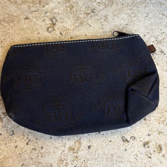 Dooney & Bourke Donegal Crest Canvas Zipper Pouch Change Cosmetic Coin Purse - Picture 3 of 6